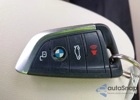 2021 BMW X3 xDrive30I z USA, uszkodzony, nr VIN 5UXTY5C08M9F87680